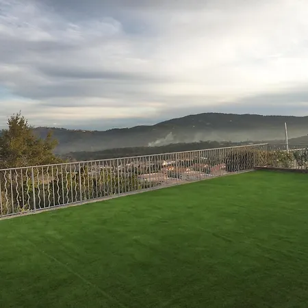 Valmer Vue Panoramique Avec Piscine Hébergement de vacances